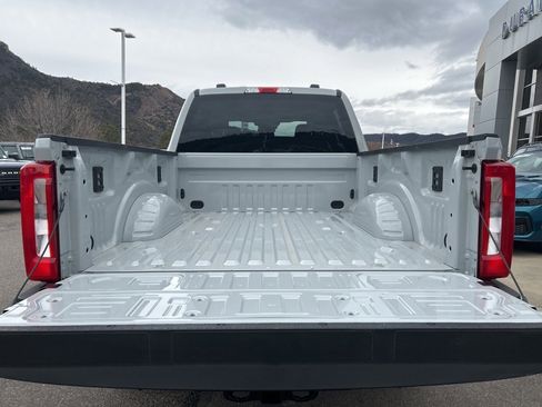 Used 2025 Ford F350 XLT image 8