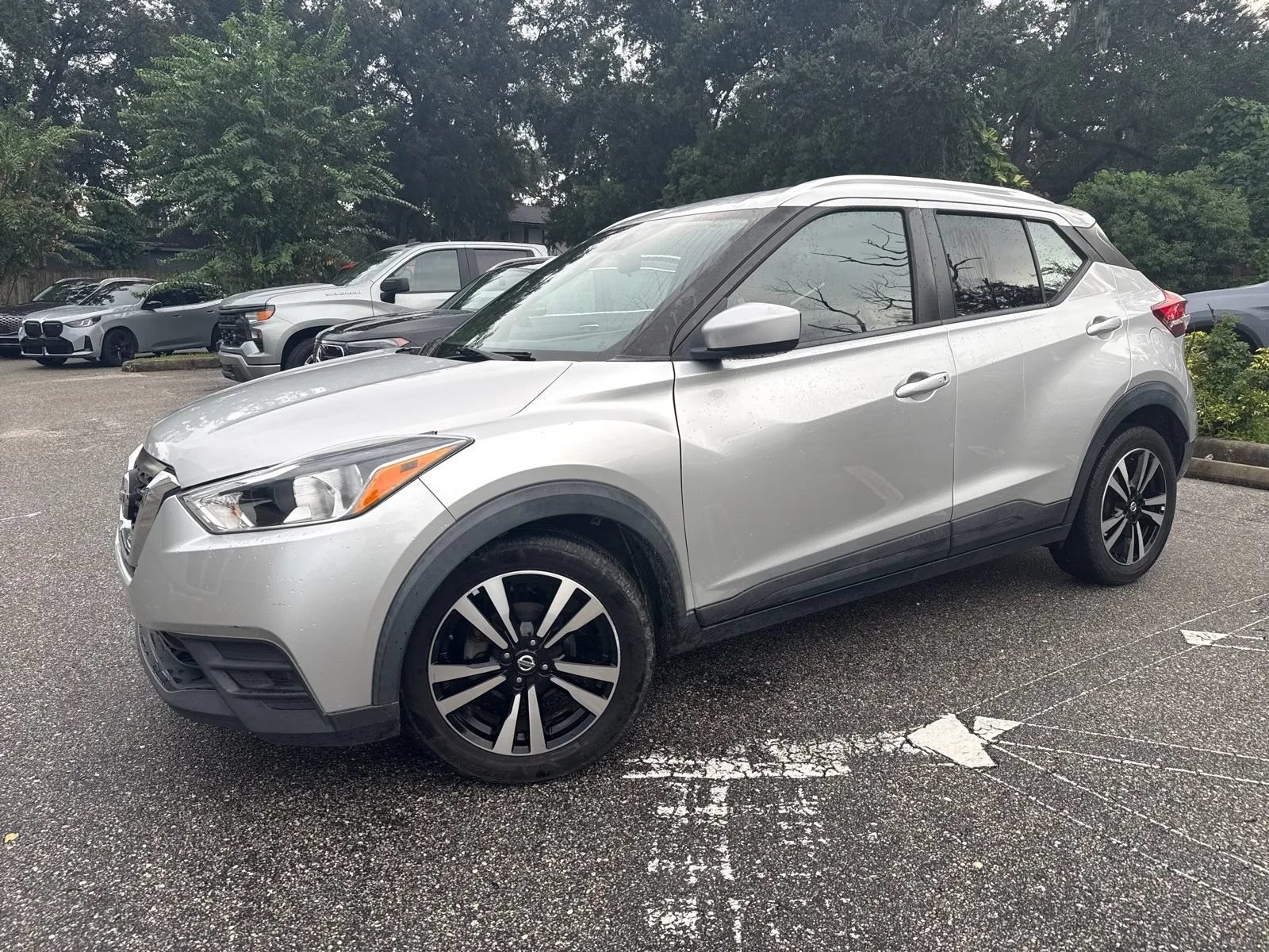 Used 2020 Nissan Kicks SV FWD image 4