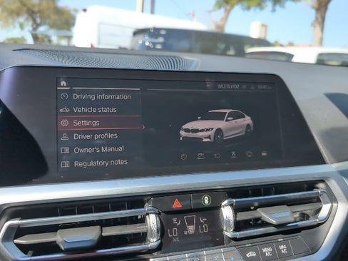 Used 2020 BMW 330i Sedan w/ Convenience Package image 17