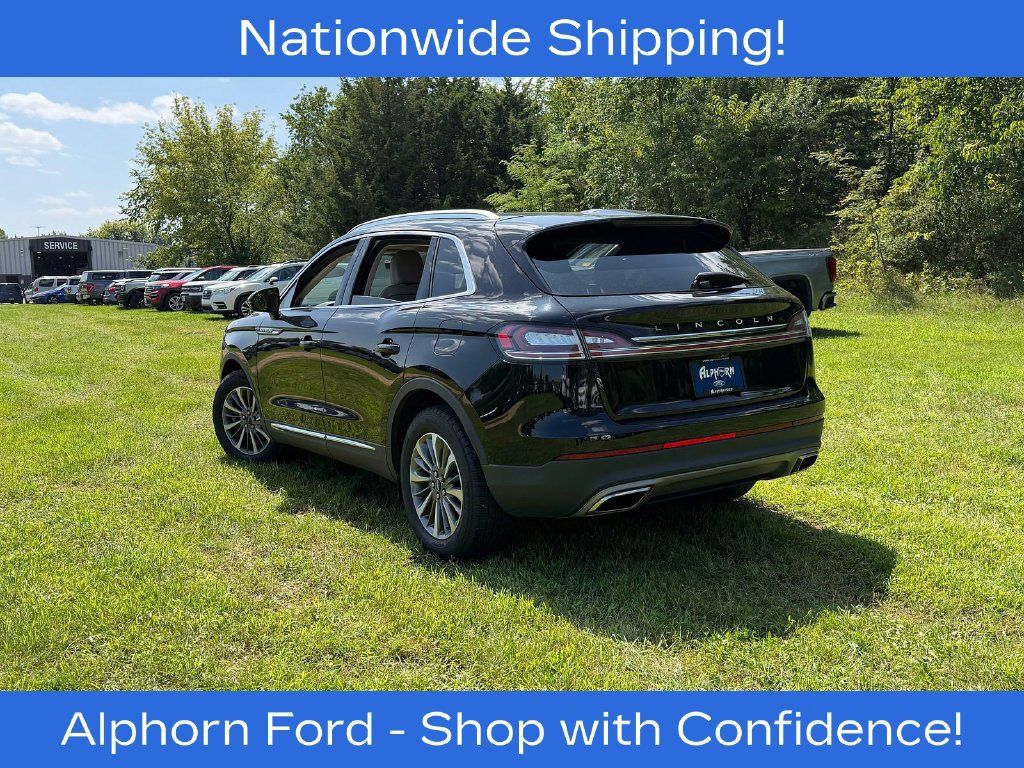 Used 2023 Lincoln Nautilus AWD w/ Premium Package image 5