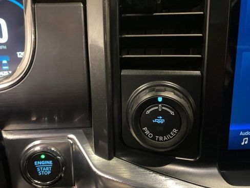 Used 2022 Ford F150 Lariat w/ Equipment Group 502A High image 18