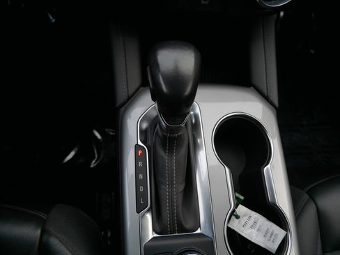 Used 2019 Chevrolet Blazer LT w/ Sun and Wheels Package image 24