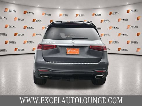 Used 2023 Mercedes-Benz GLS 580 4MATIC image 4