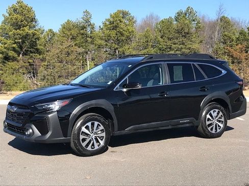 Certified 2023 Subaru Outback Premium image 1