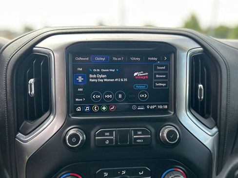 Used 2020 Chevrolet Silverado 2500 LT w/ All Star Edition AWD/4WD image 12