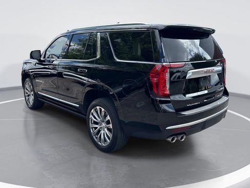 Used 2024 GMC Yukon Denali w/ Advanced Technology Package AWD/4WD image 6