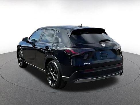 Used 2025 Honda HR-V Sport image 8