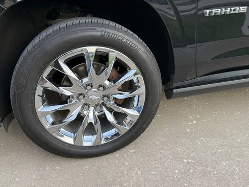 Used 2022 Chevrolet Tahoe Premier w/ Premium Package image 40