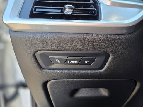 Used 2024 BMW X5 sDrive40i w/ Premium Package RWD image 41