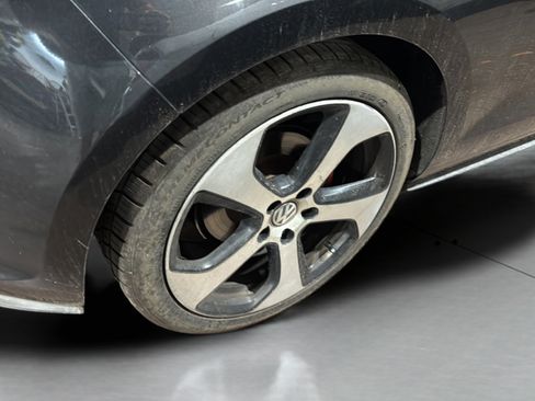 Used 2015 Volkswagen GTI S FWD image 13