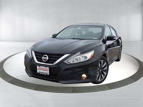 Used 2017 Nissan Altima 2.5 SL image 1