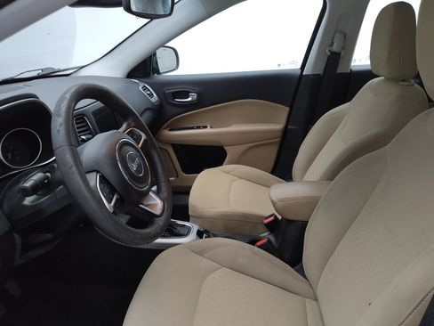 Used 2020 Jeep Compass Sport w/ Tech Group FWD image 17