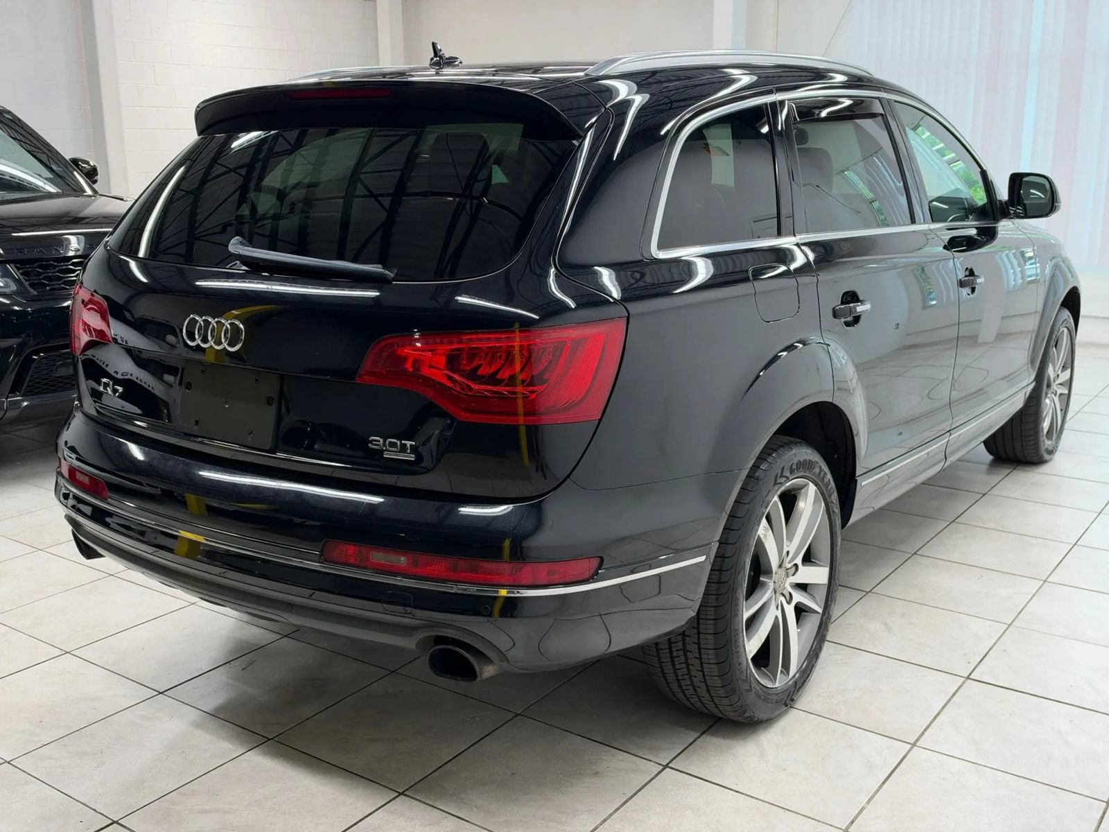 Used 2015 Audi Q7 3.0T Premium Plus AWD/4WD image 9
