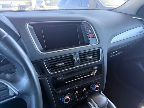 Used 2017 Audi Q5 2.0T Premium image 16