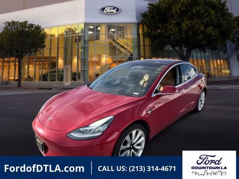 Used 2018 Tesla Model 3 RWD image 1