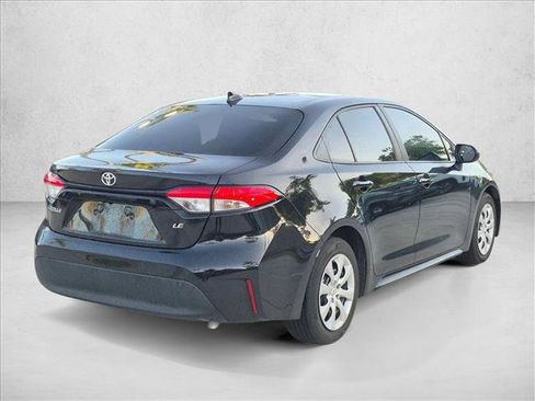 Certified 2023 Toyota Corolla LE FWD image 5