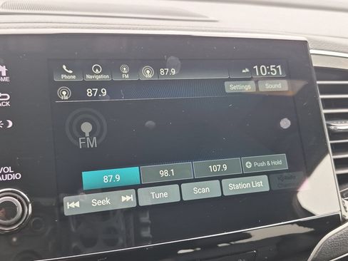 Used 2023 Honda Passport Elite image 18