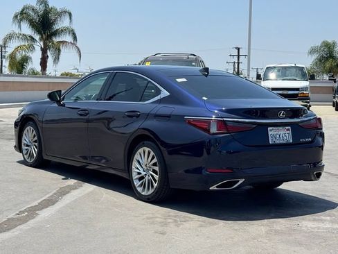 Used 2019 Lexus ES 350 w/ Accessory Package FWD image 2