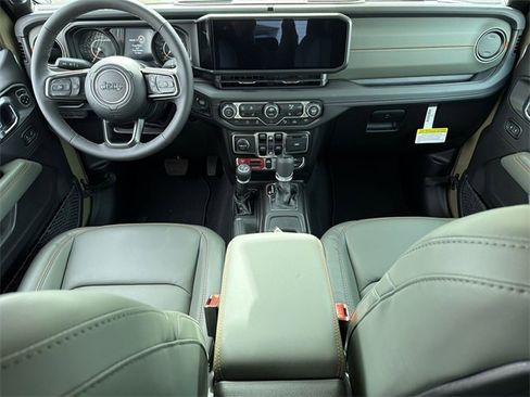 New 2026 Jeep Gladiator Mojave image 19