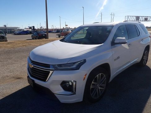 Used 2022 Chevrolet Traverse High Country w/ LPO, Floor Liner Package image 2