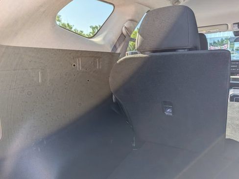 Used 2025 Kia Sportage LX AWD/4WD image 18