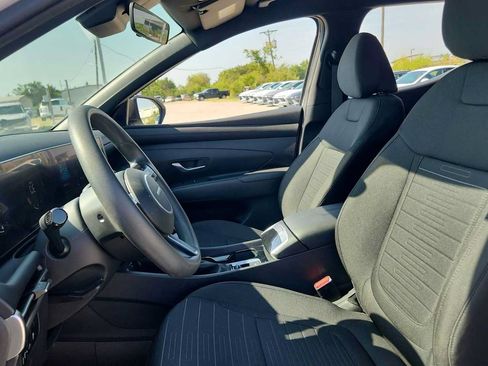 Used 2025 Hyundai Santa Cruz SE FWD image 28