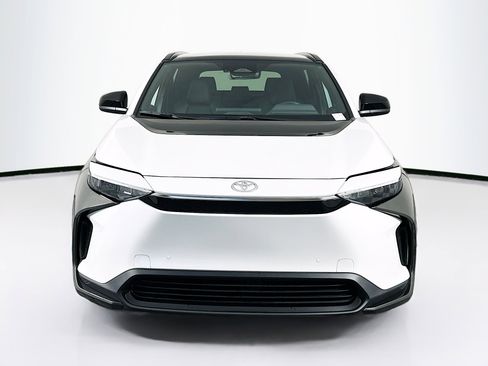 Used 2024 Toyota bZ4X XLE image 2