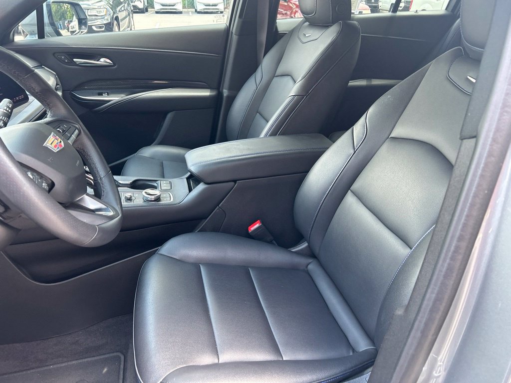 Used 2024 Cadillac XT4 Sport FWD image 12