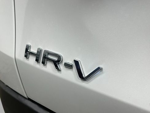 New 2027 Honda HR-V LX image 6