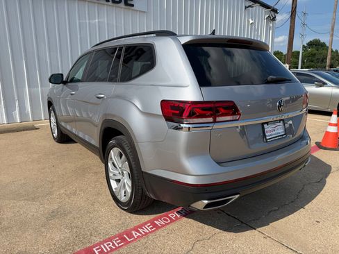 Used 2021 Volkswagen Atlas SE FWD image 4