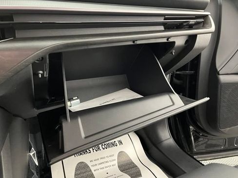 Certified 2025 Nissan Murano SV FWD image 36