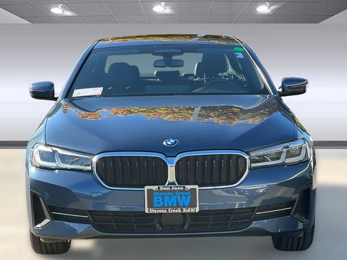 Certified 2023 BMW 530e image 5