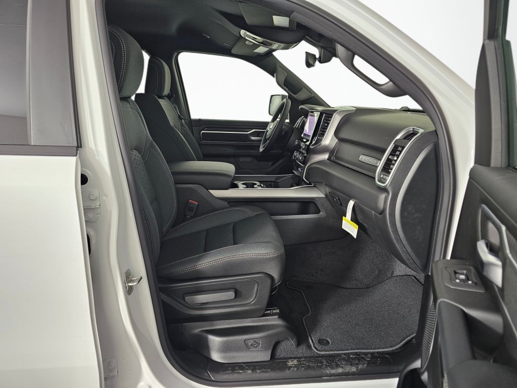 New 2026 RAM 1500 Big Horn AWD/4WD image 38