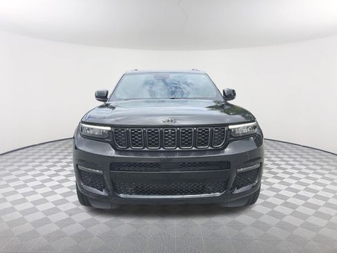 Used 2024 Jeep Grand Cherokee L Summit AWD/4WD image 9