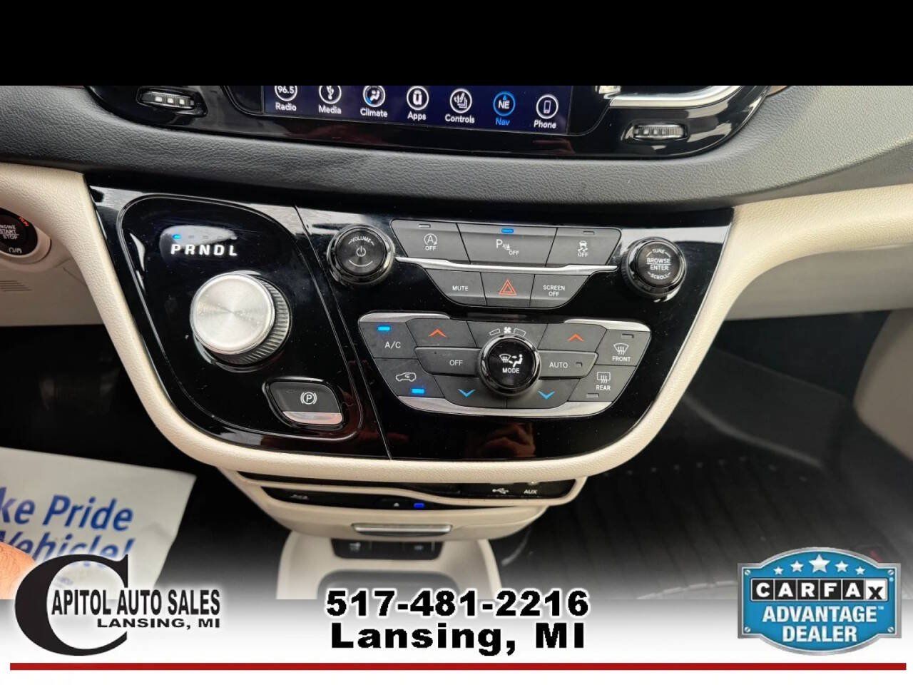 Used 2018 Chrysler Pacifica Touring-L Plus w/ Tire & Wheel Group FWD image 33
