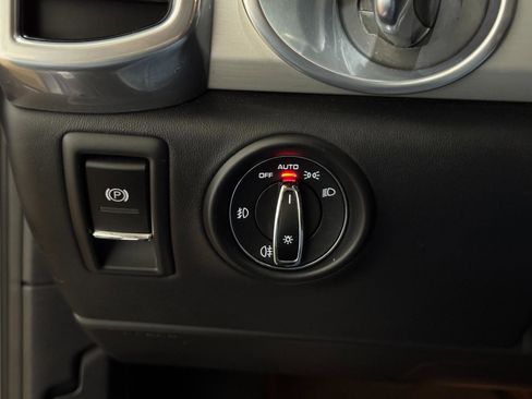 Used 2014 Porsche Cayenne GTS AWD/4WD image 29