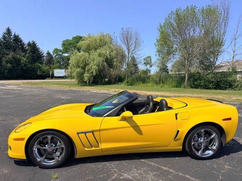 Used 2010 Chevrolet Corvette Grand Sport RWD image 4