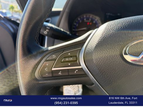 Used 2019 INFINITI Q60 3.0t Luxe w/ Essential Package image 22