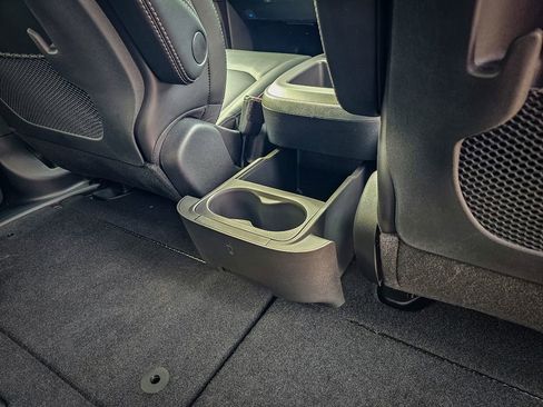 New 2026 Chrysler Pacifica Select image 38