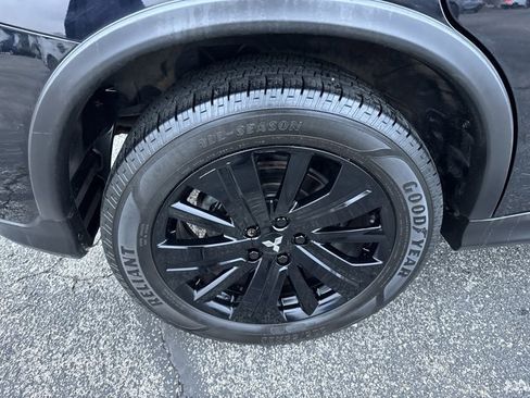 Used 2022 Mitsubishi Outlander Sport LE image 4