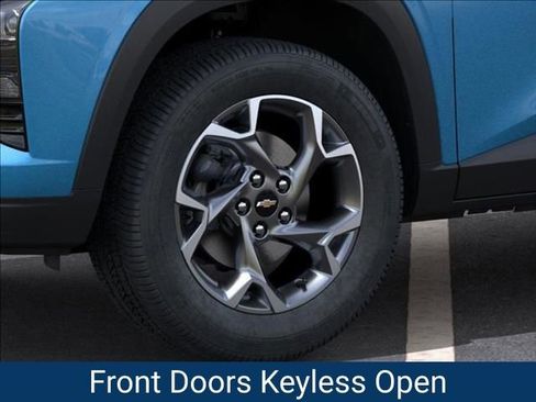 New 2026 Chevrolet Trax LT w/ Driver Confidence Package image 10