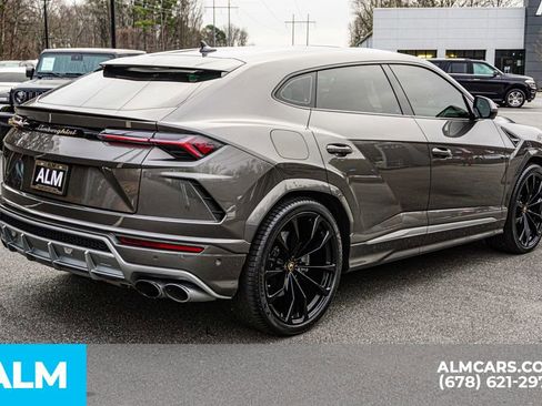 Used 2021 Lamborghini Urus image 6