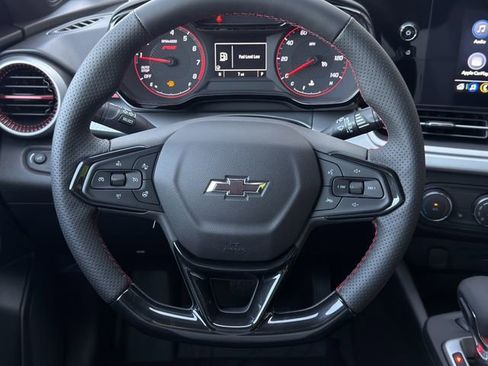 New 2026 Chevrolet Trax RS w/ Sunroof Package FWD image 12