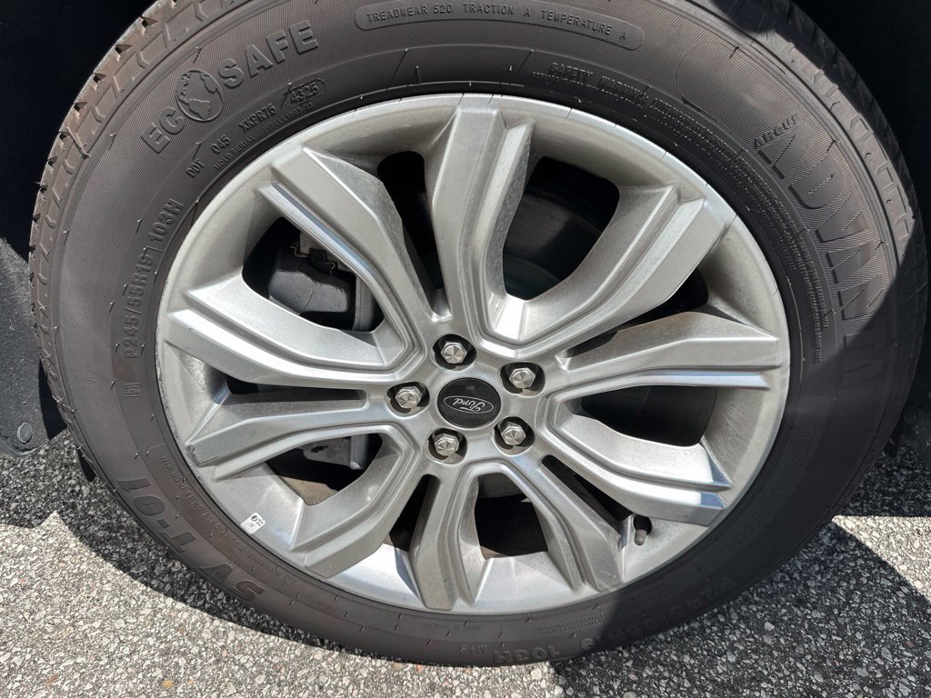 Certified 2024 Ford Edge Titanium AWD/4WD image 49