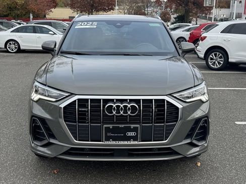 Certified 2025 Audi Q3 2.0T Premium image 2