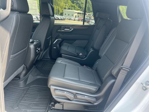 New 2026 GMC Yukon Denali AWD/4WD image 13