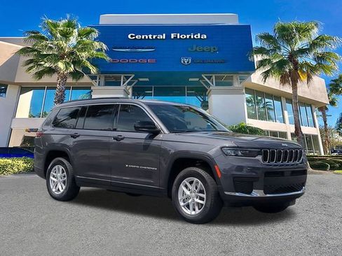 Used 2025 Jeep Grand Cherokee L Laredo w/ Trailer Tow Package AWD/4WD image 2