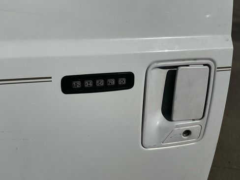 Used 2005 Ford Excursion Eddie Bauer image 55