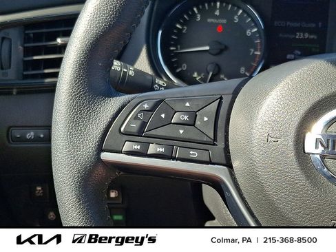 Used 2020 Nissan Rogue SL AWD/4WD image 23