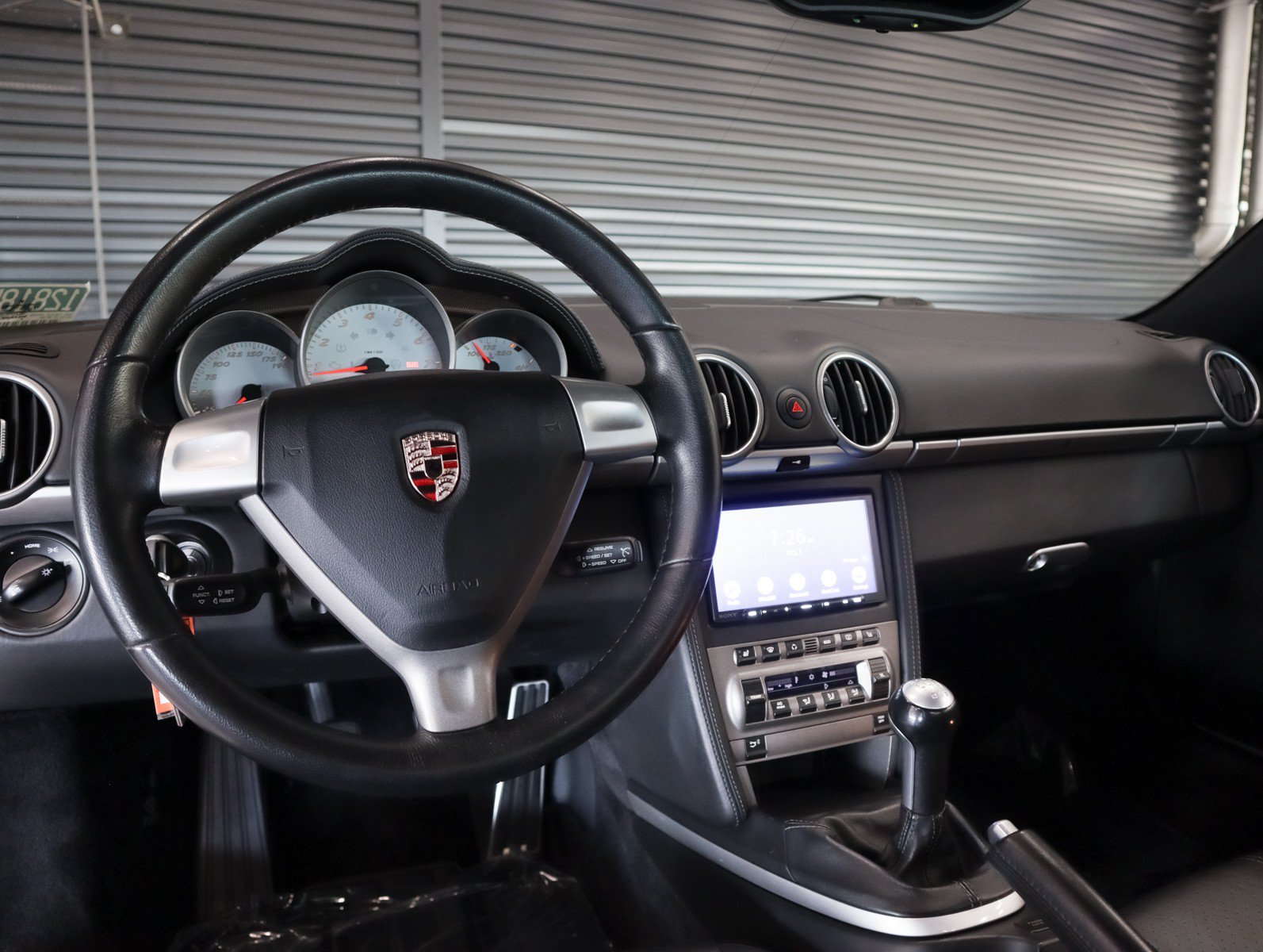 Used 2006 Porsche Cayman S RWD image 13